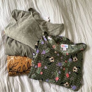 LuLaRoe Irma Tunic - XS, S + M - Disney Minnie Mouse -- Lot of 4